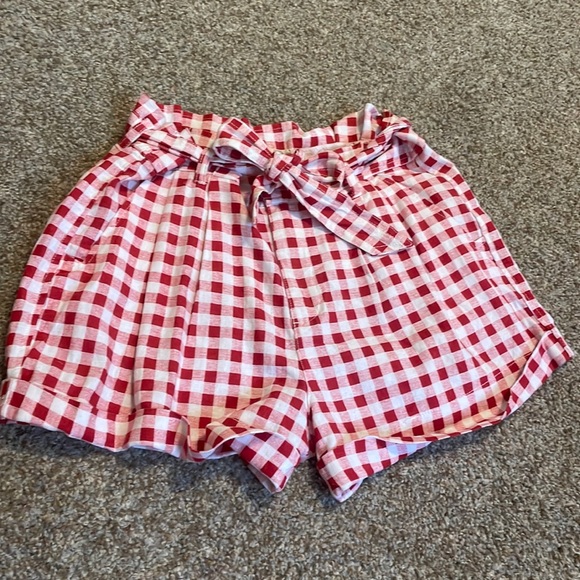 scrunch shorts - Picture 1 of 1